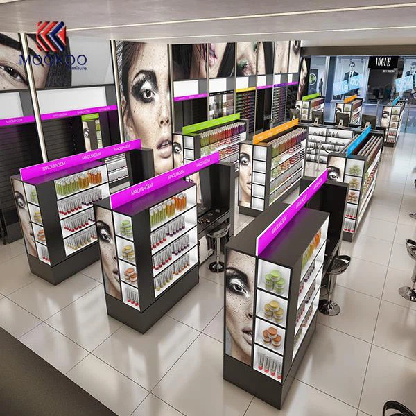 Praktische cosmetische winkel interieur
